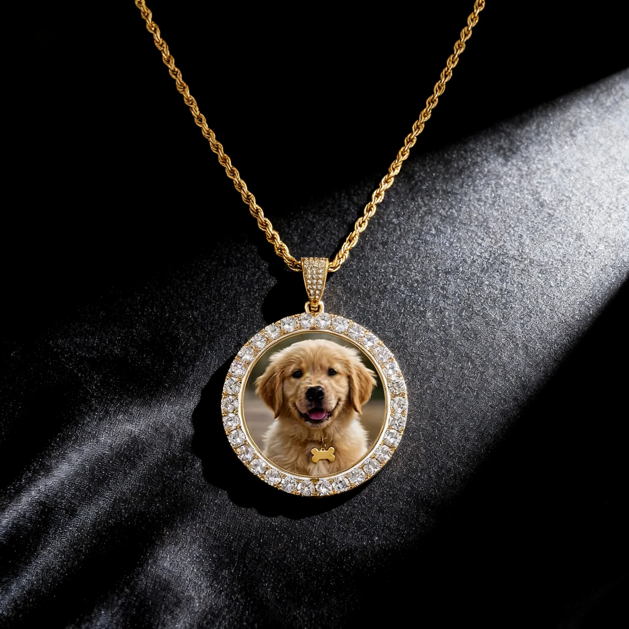 Rotating Double-Sided Photo Pendant